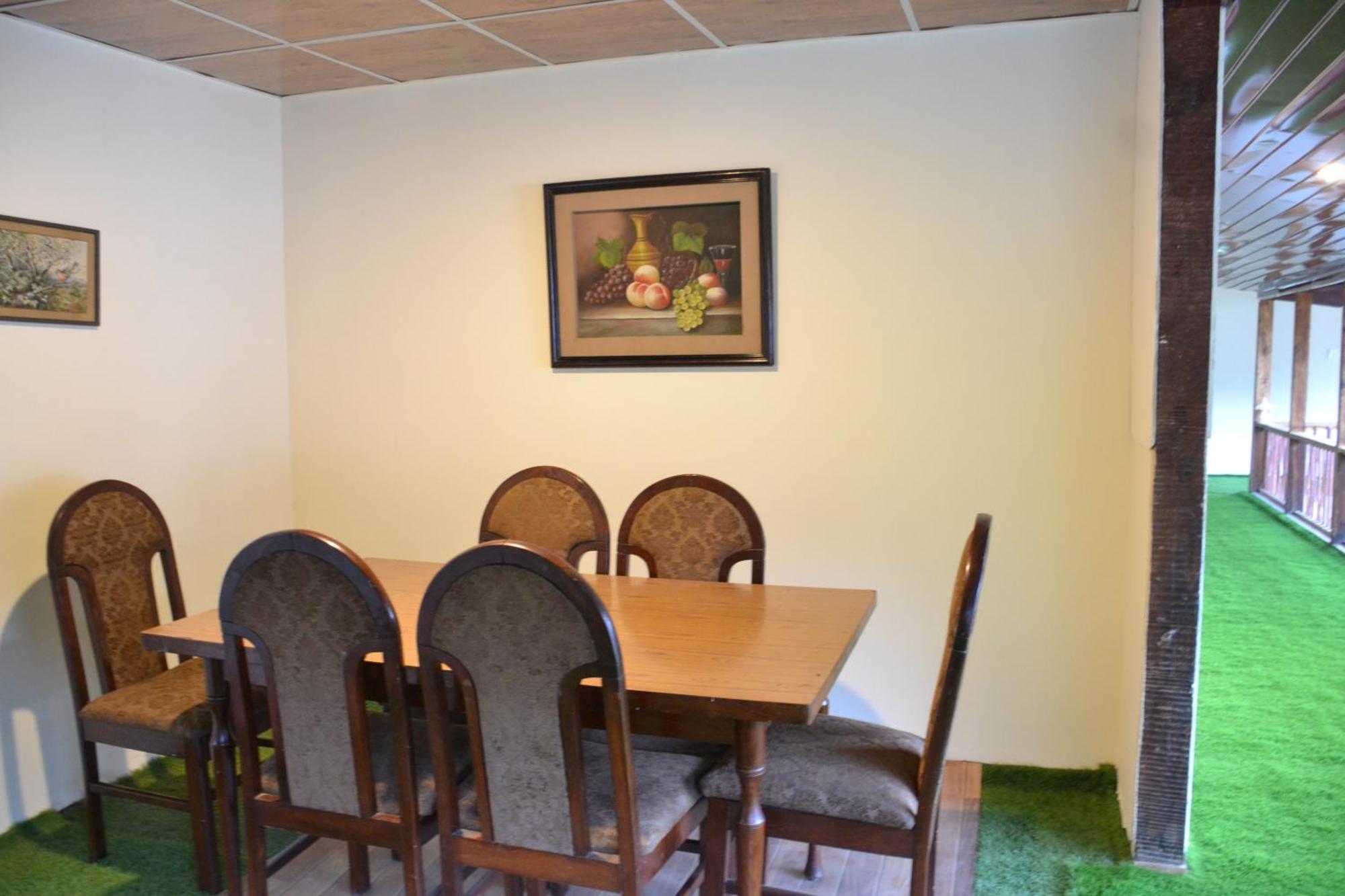 West End Lodges Neelum Zewnętrze zdjęcie