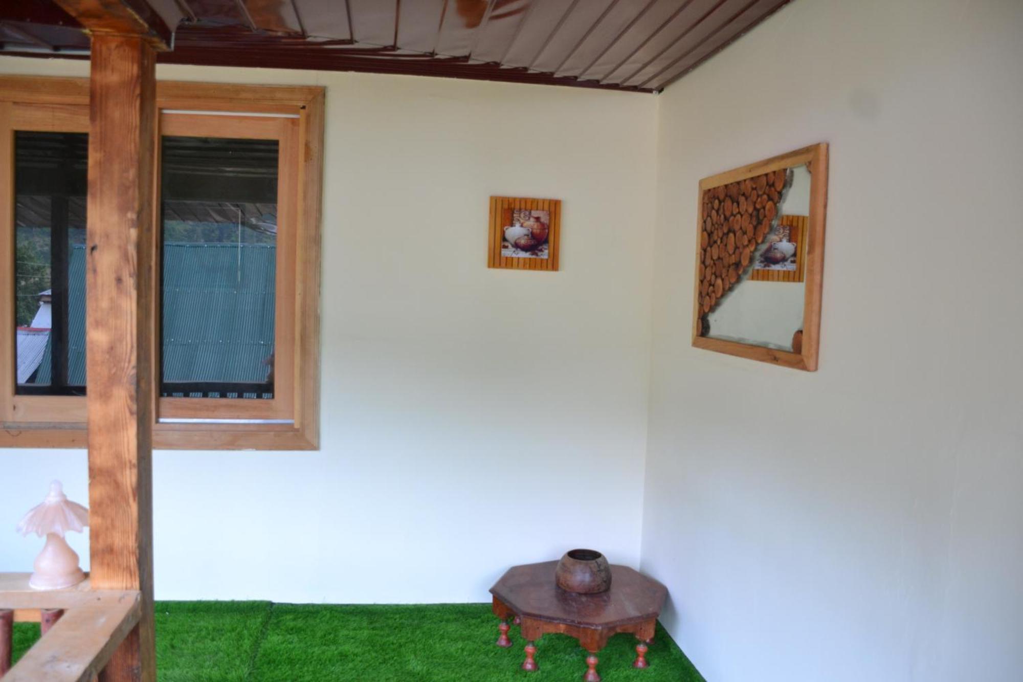 West End Lodges Neelum Zewnętrze zdjęcie