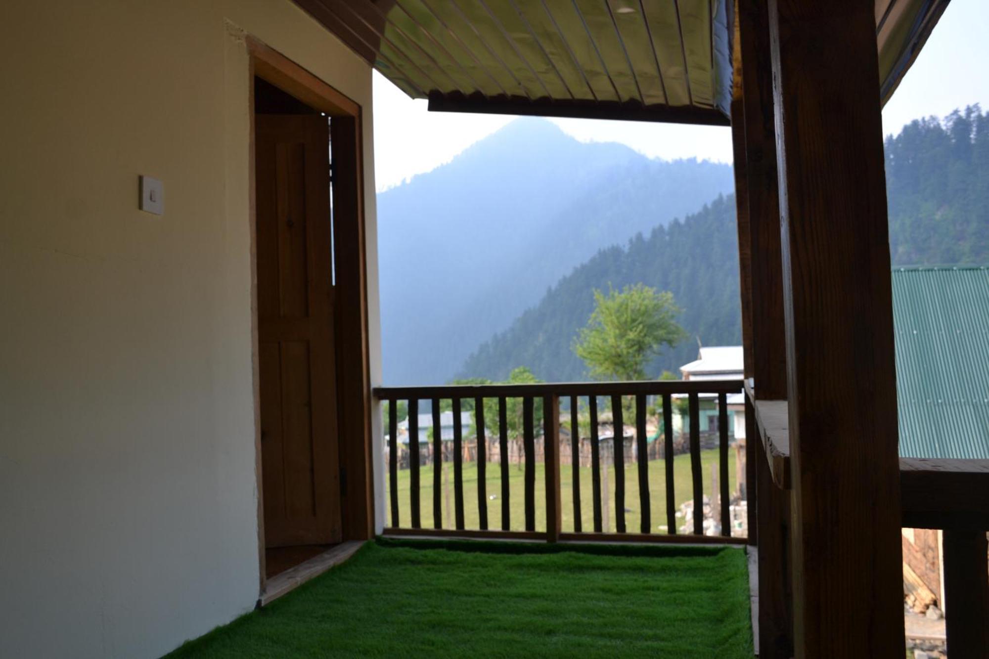 West End Lodges Neelum Zewnętrze zdjęcie