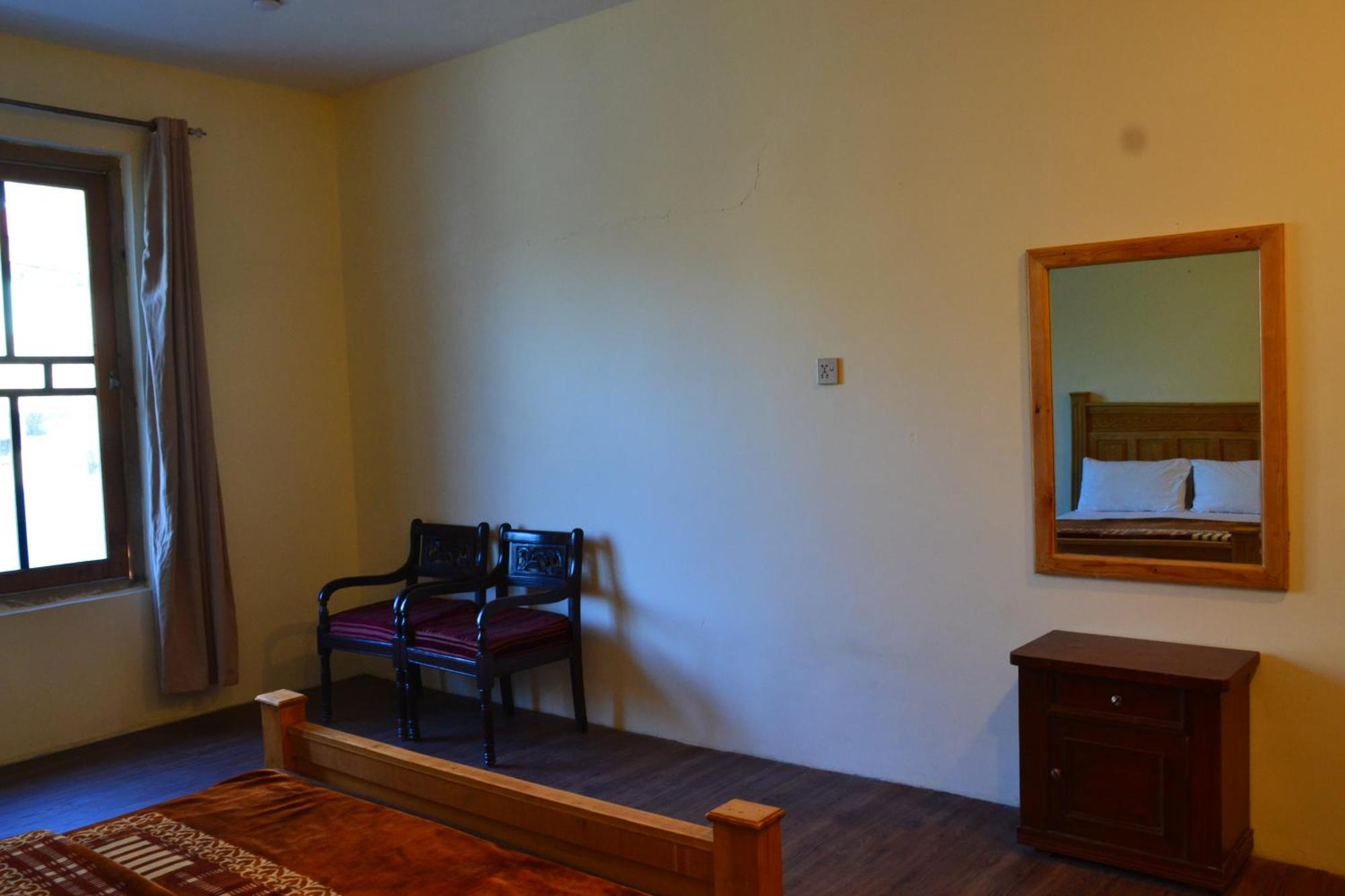 West End Lodges Neelum Zewnętrze zdjęcie