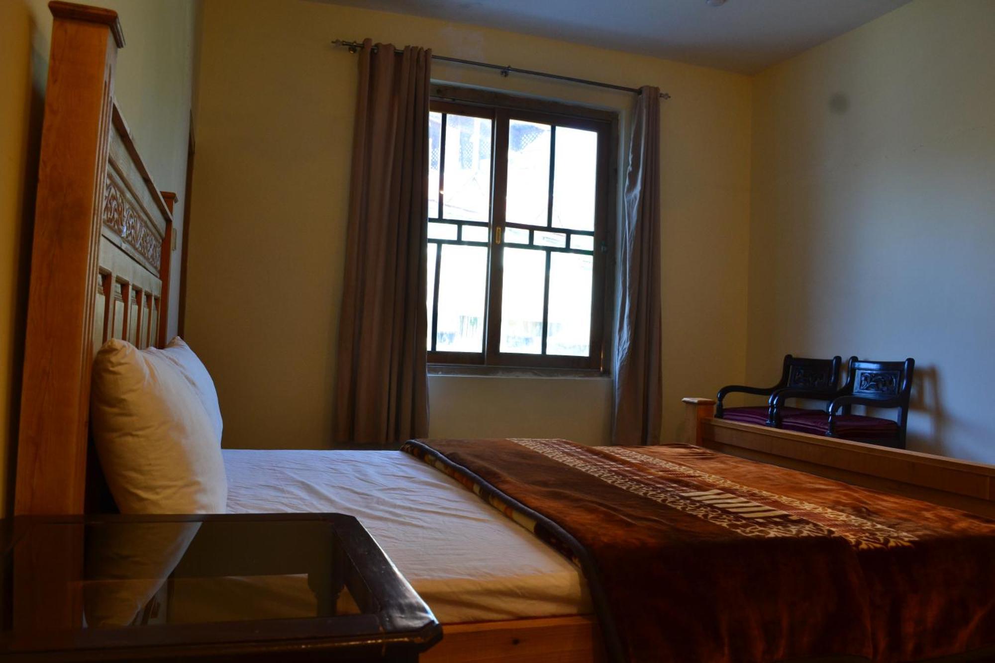 West End Lodges Neelum Zewnętrze zdjęcie
